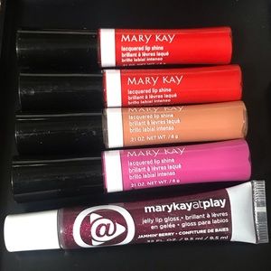 Lot of 5 Mary Kay Lip Bundle / Makeup Cosmetics